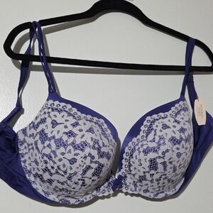 Victoria's Secret Purple and White Lace Bra